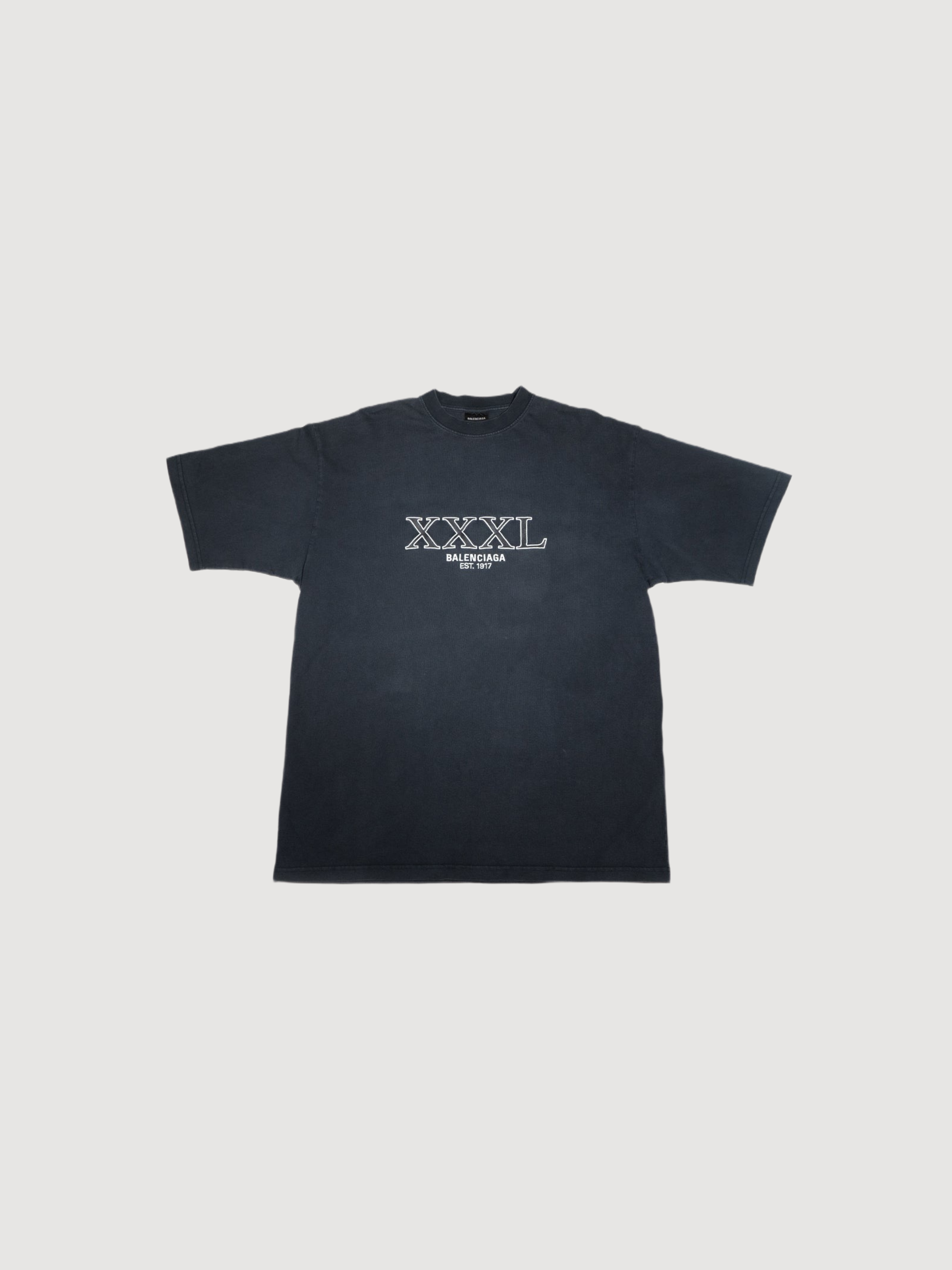 XXXL T-Shirt by Balenciaga | Exclusive Pre-loved Fashion – Ballers