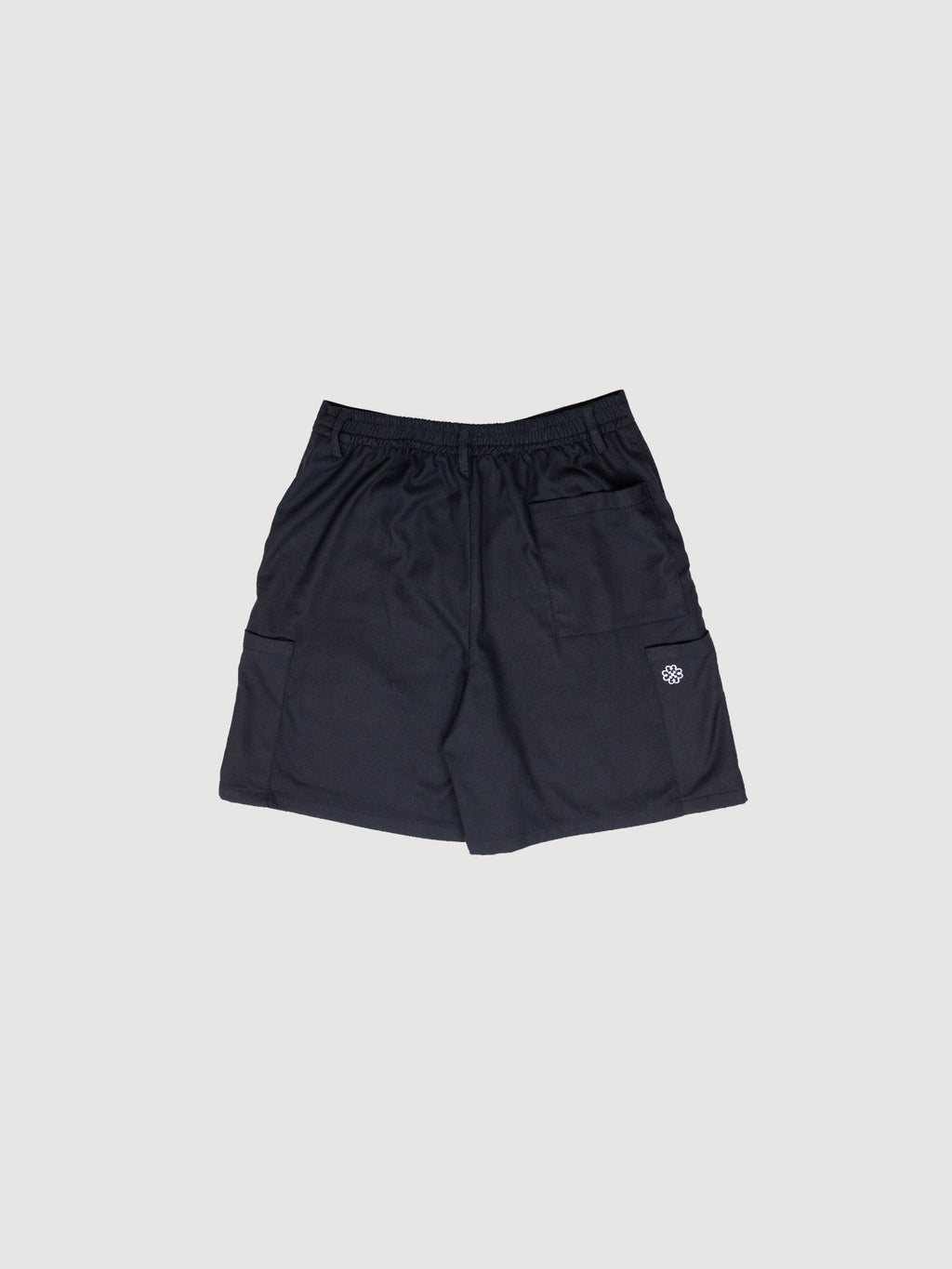 Chique Noir black cargo short with flower