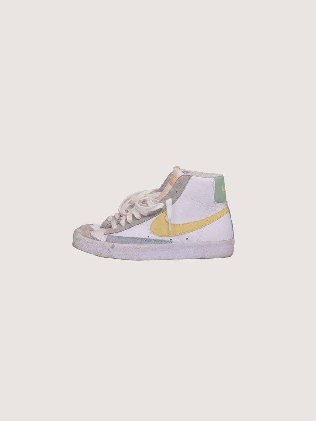 Nike Blazer Mid 77 White Lemon