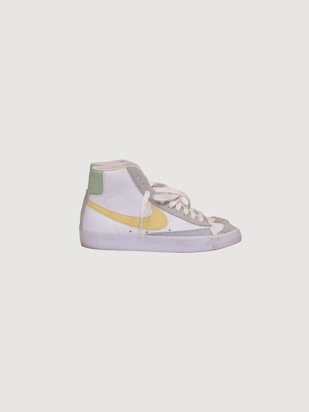 Nike Blazer Mid 77 White Lemon