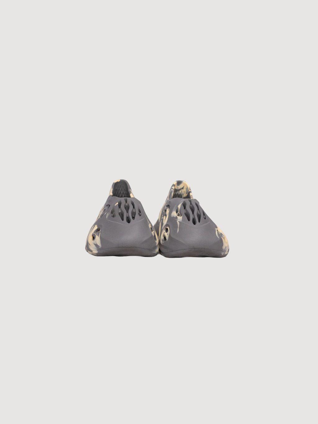Yeezy Foam Runners MXT Moon Grey '21