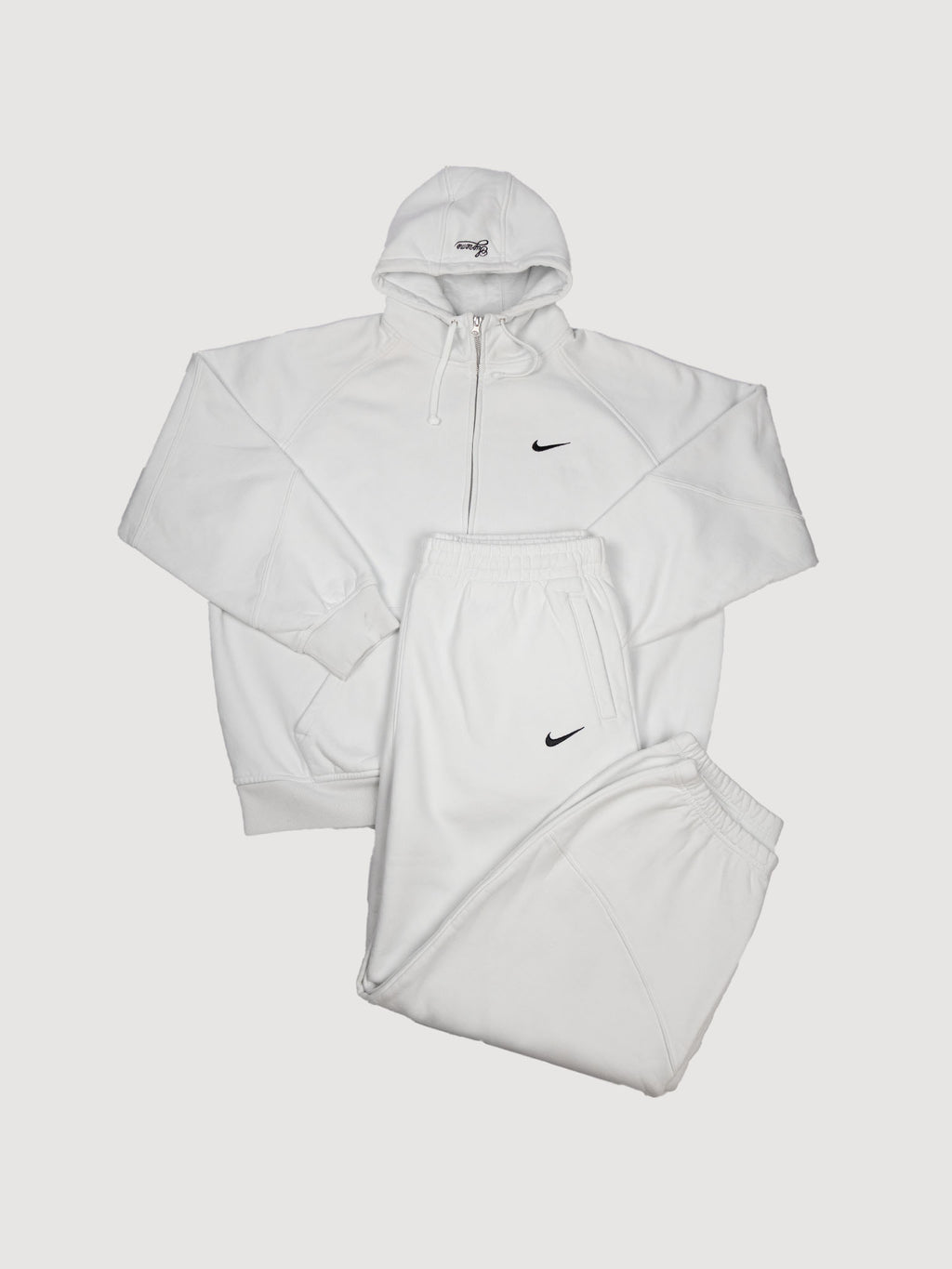 Supreme x Nike white" tracksuit SS25