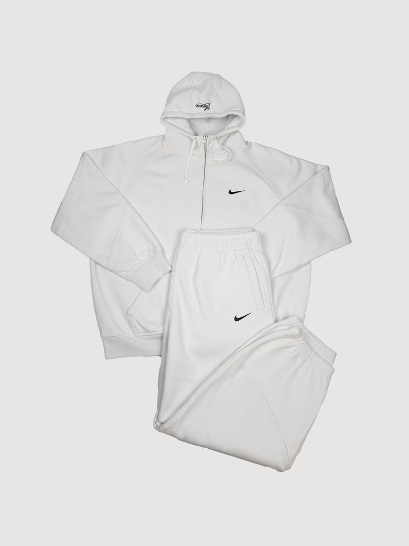 Supreme x Nike white" tracksuit SS25