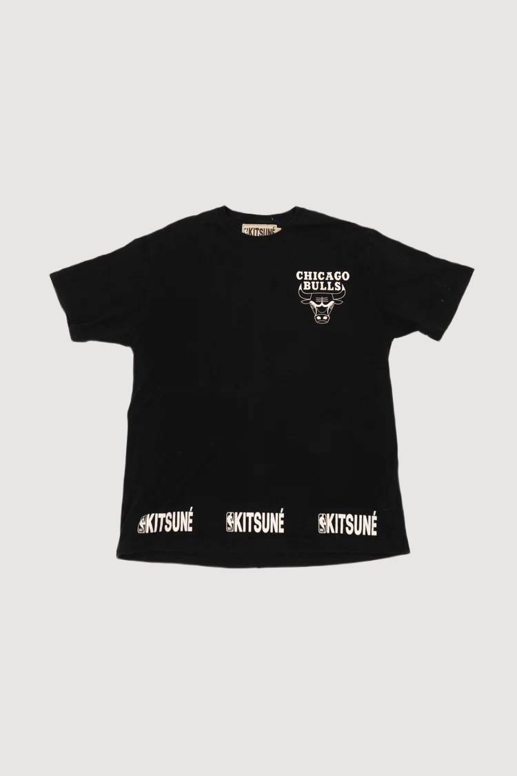 MAISON KITSUNÉ X NBA CHICAGO BULLS TEE