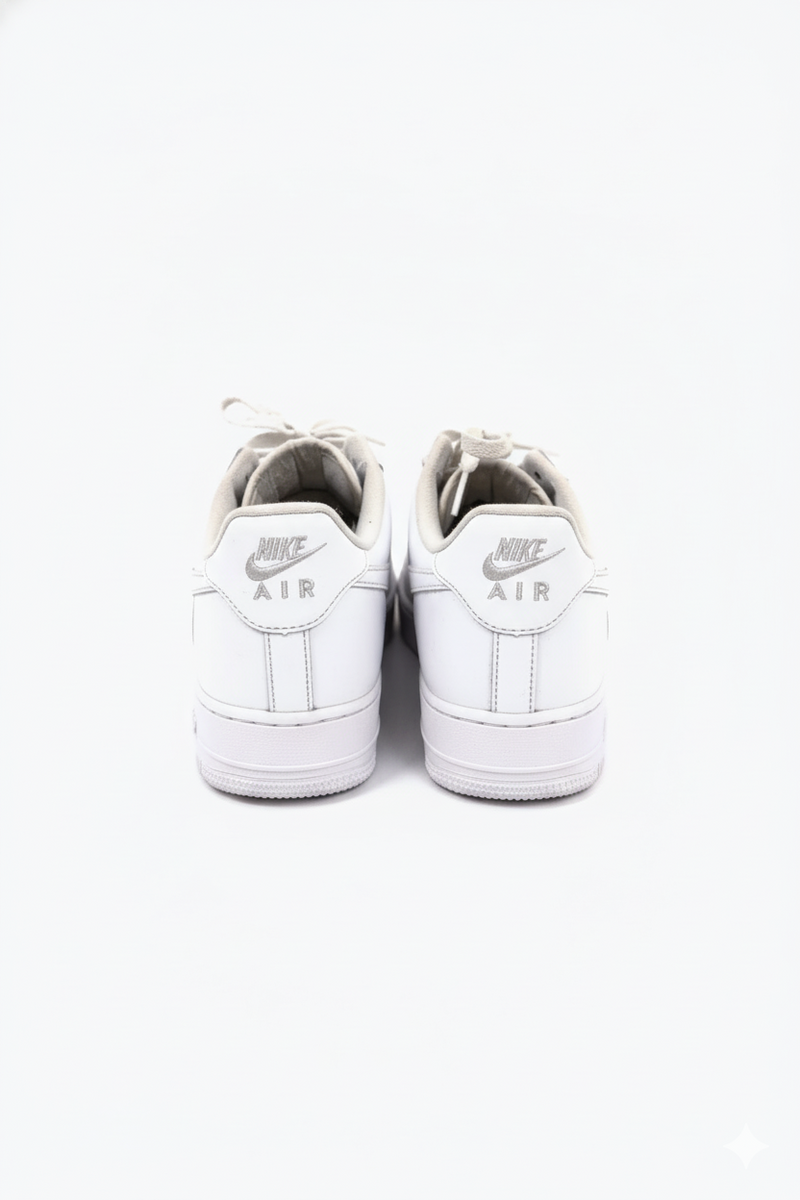 Nike Air Force 1 Low Supreme White