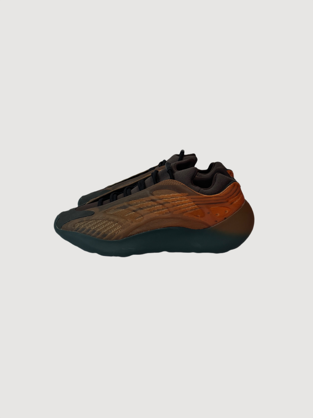 Adidas Yeezy 700 V3 Copper Fade