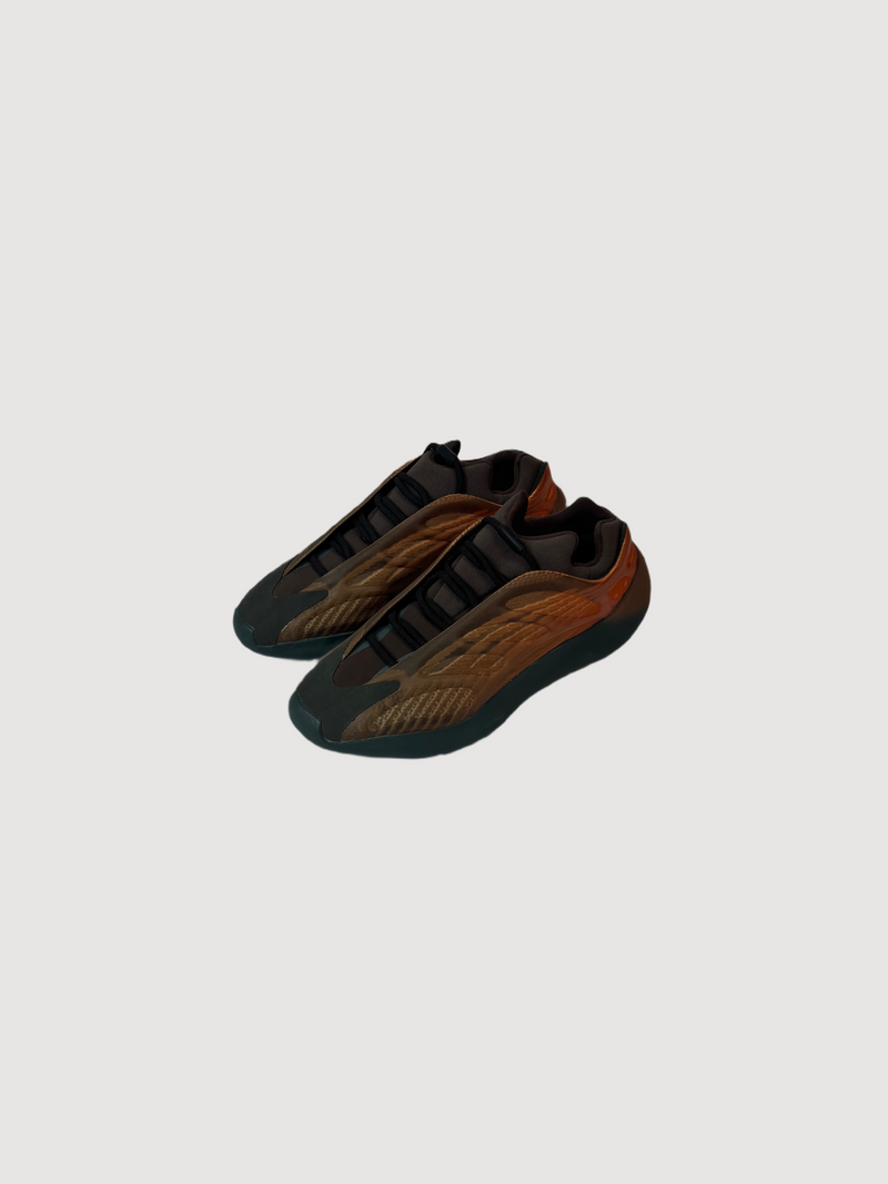 Adidas Yeezy 700 V3 Copper Fade