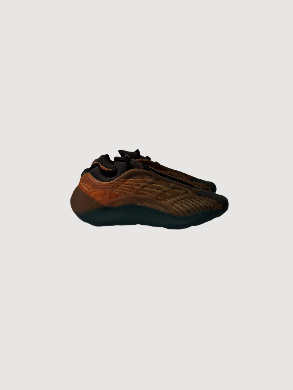 Adidas Yeezy 700 V3 Copper Fade