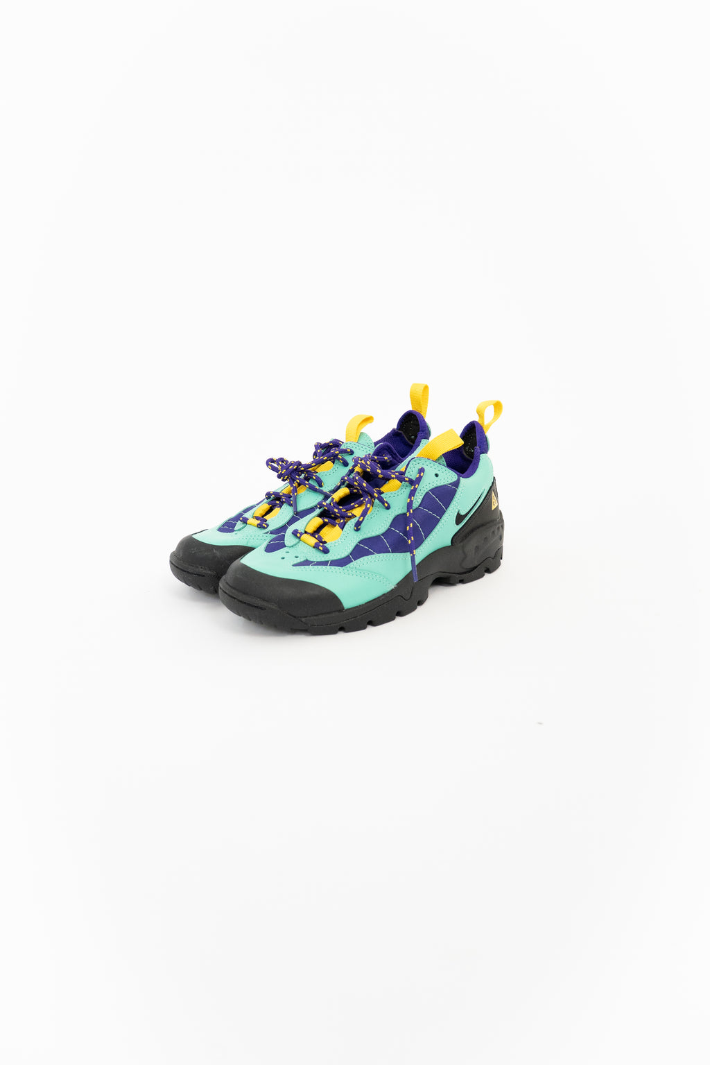 ACG Air Mada Light Menta/Black/Electro Purp sneakers