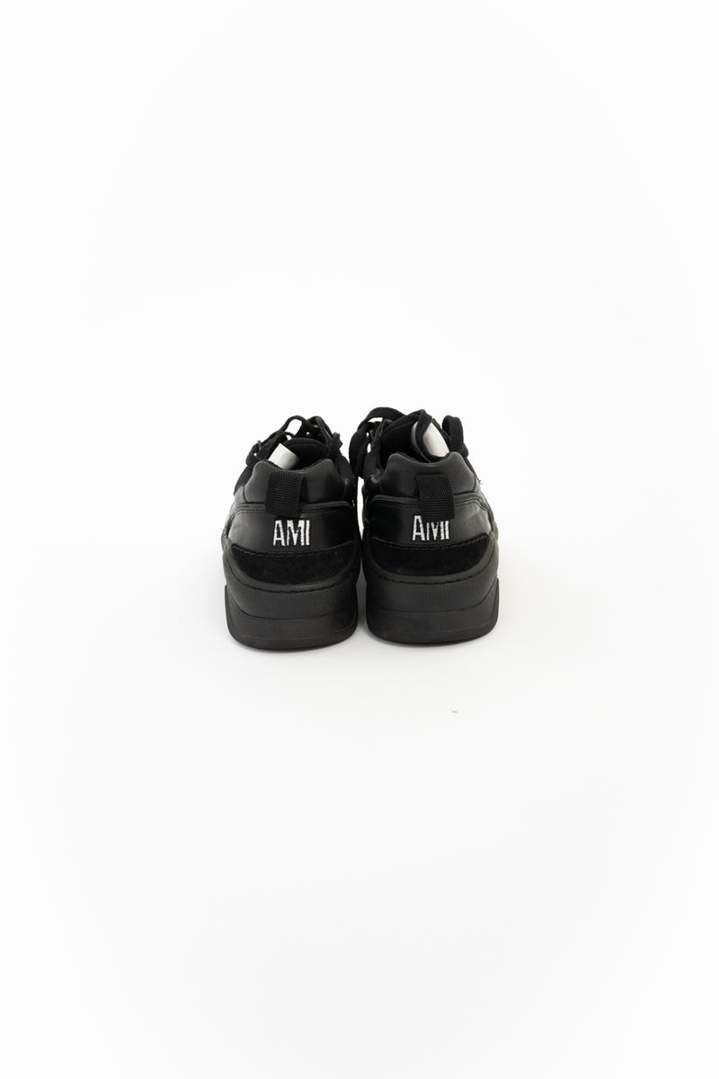 AMI PARIS Thick Sole Low Trainers