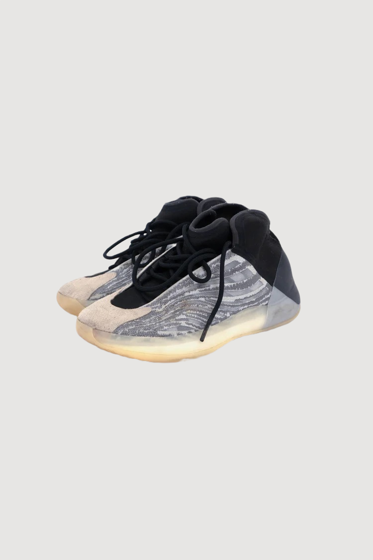 "YZY QNTM ""Yeezy Quantum"" sneakers"