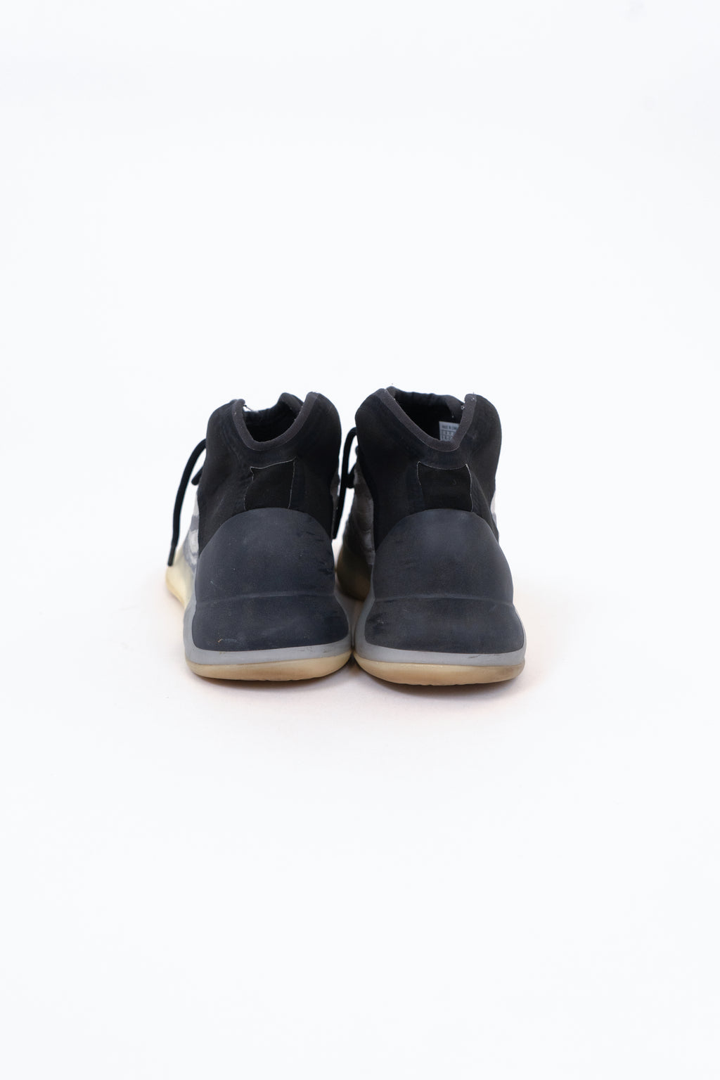 "YZY QNTM ""Yeezy Quantum"" sneakers"