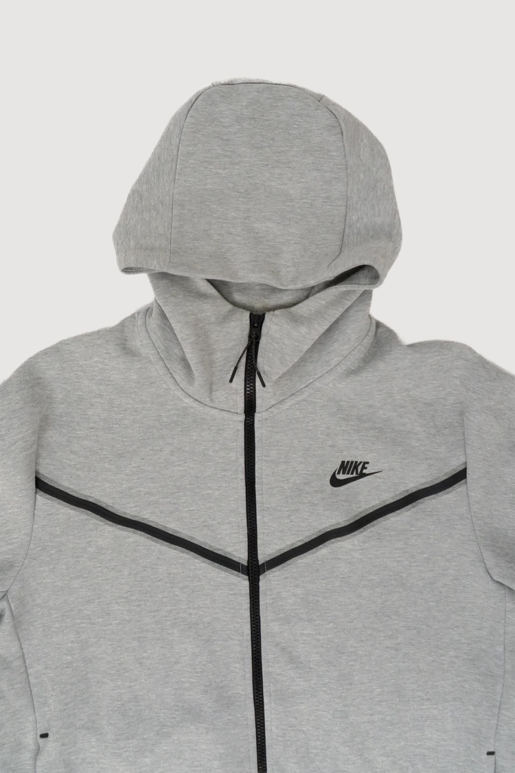 Nike Tech Tracksuit (L/M)