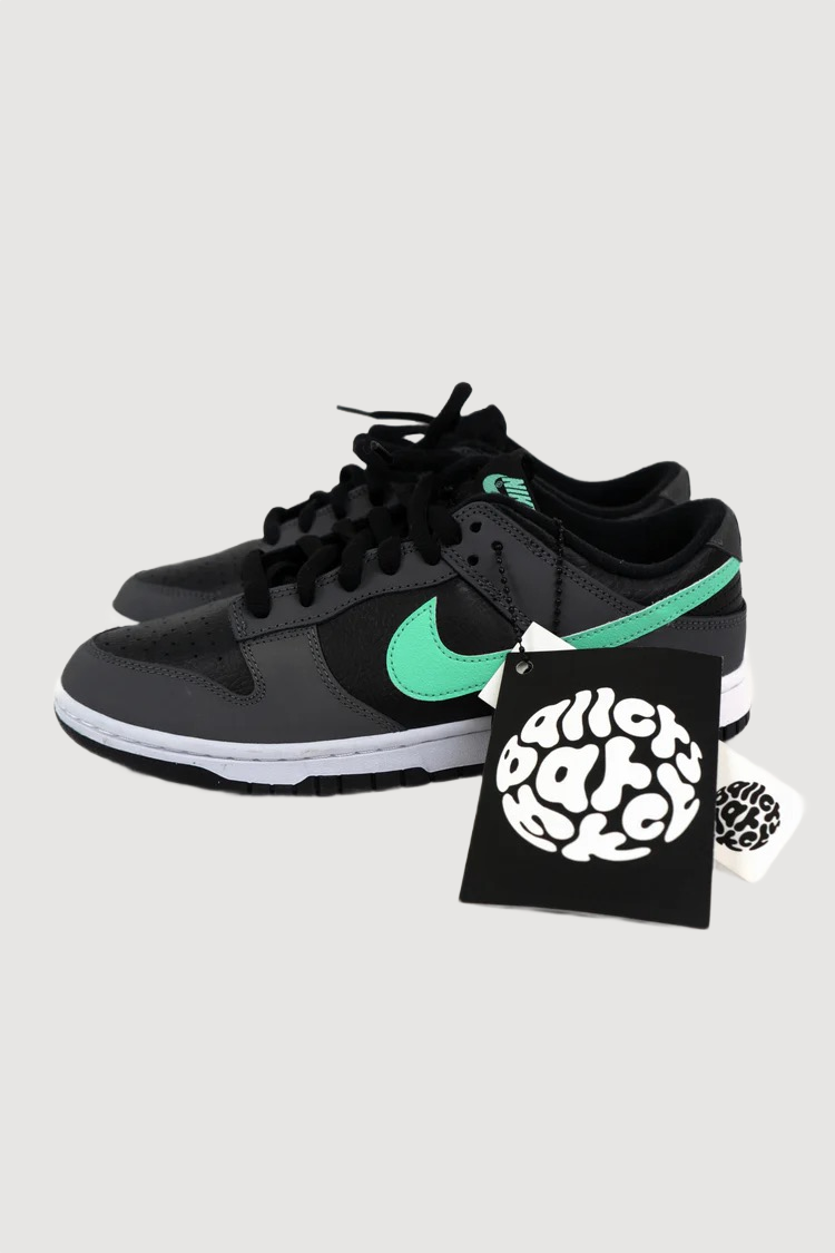 Nike Dunk Low Retro Green Glow