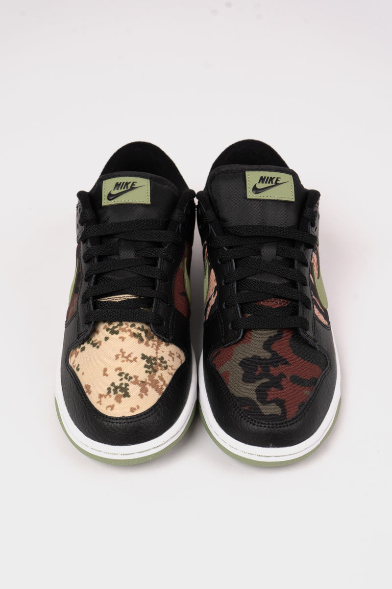 Nike Dunk Low SE