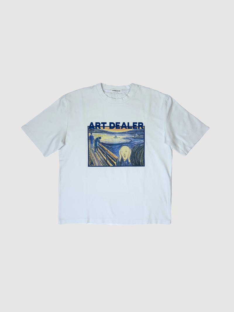 Art Dealer graphic t-shirt