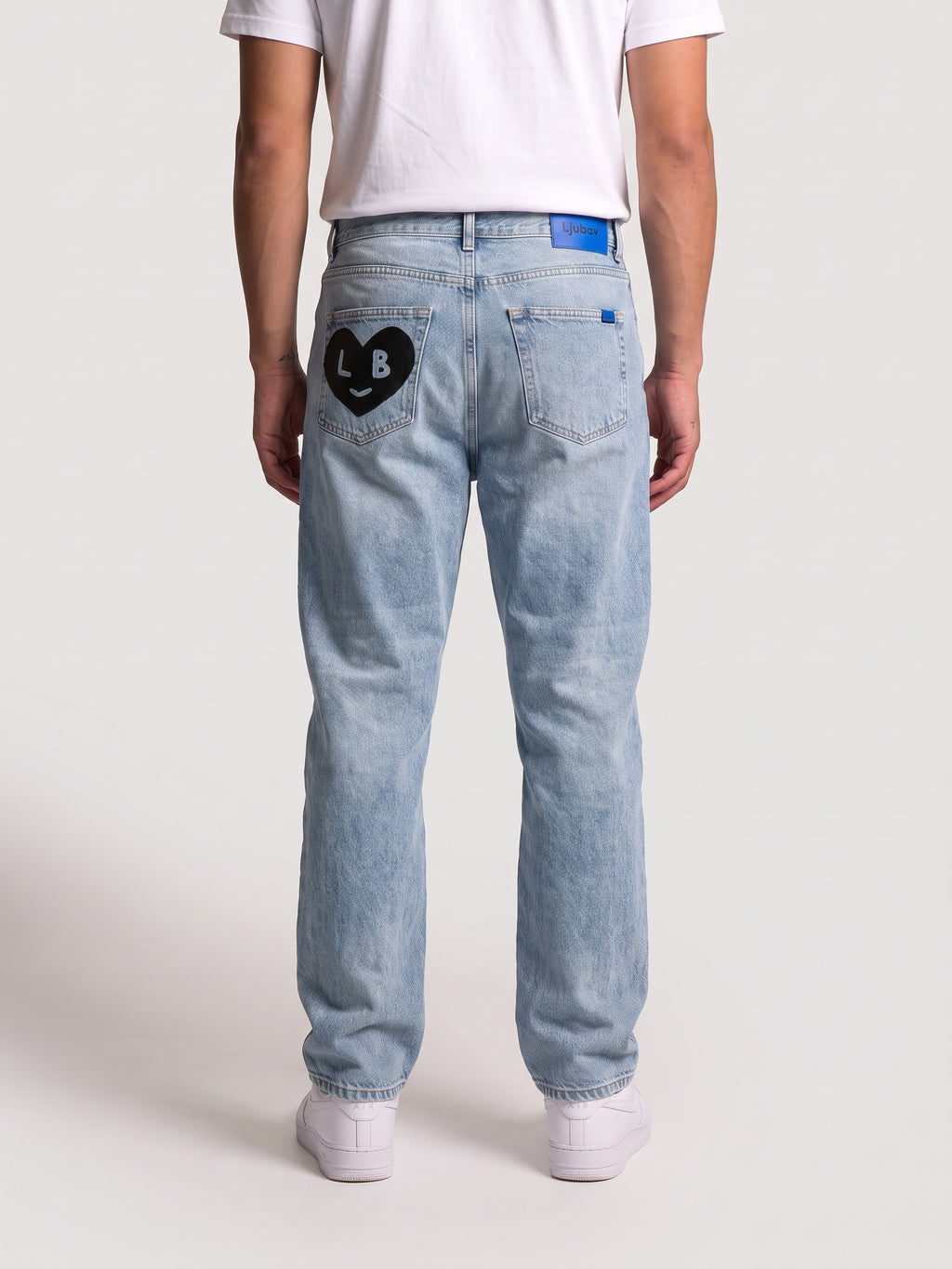 Op model, achterkant