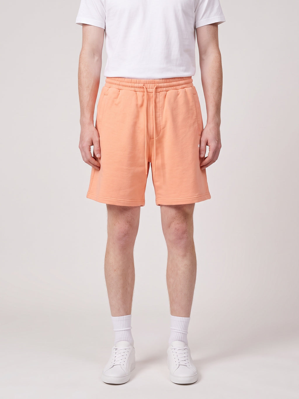 Op model, voorkant