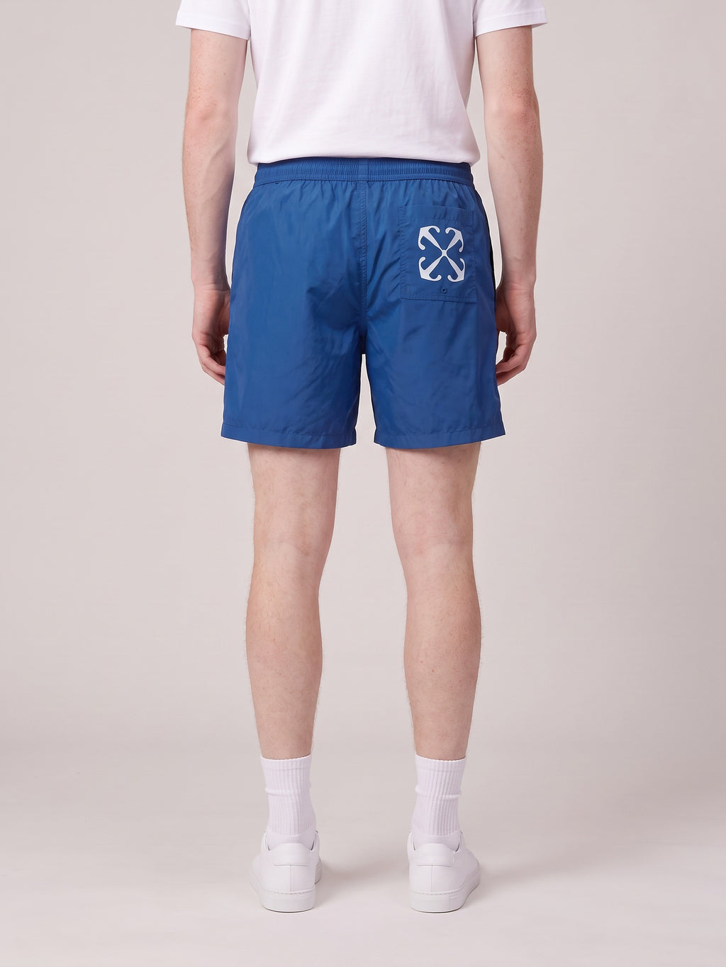 Op model, achterkant
