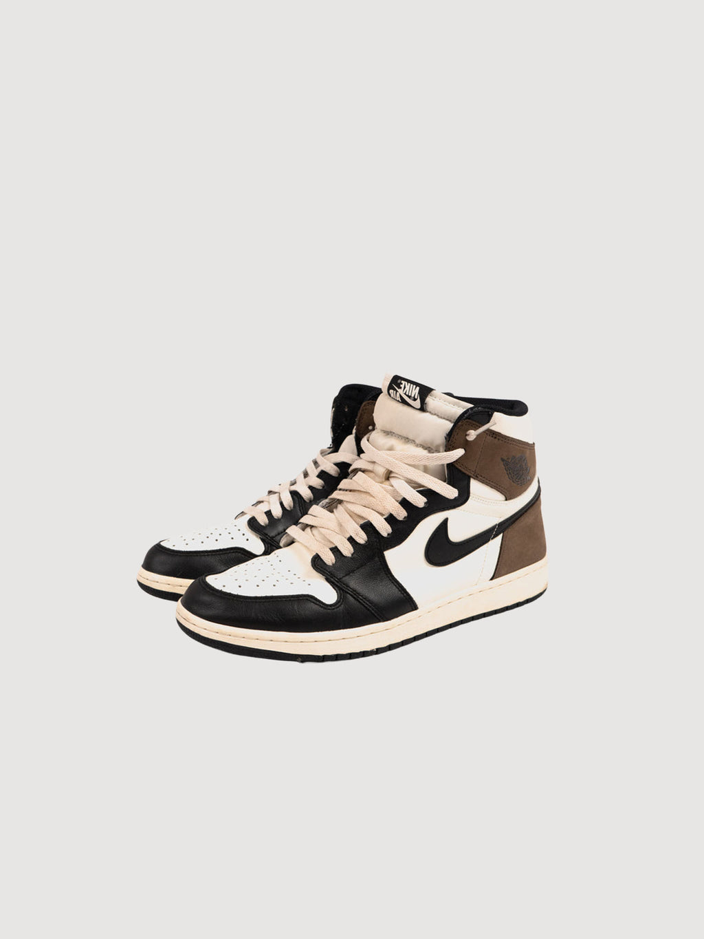 Jordan 1 Retro High Dark Mocha