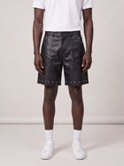 One Seven Leather Shorts voorkant op model