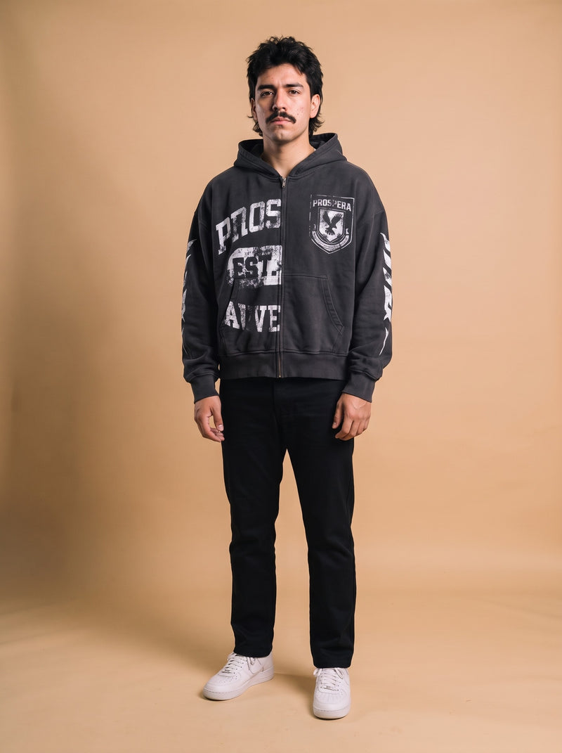 Prospera vintage statement zip up hoodie model voorkant