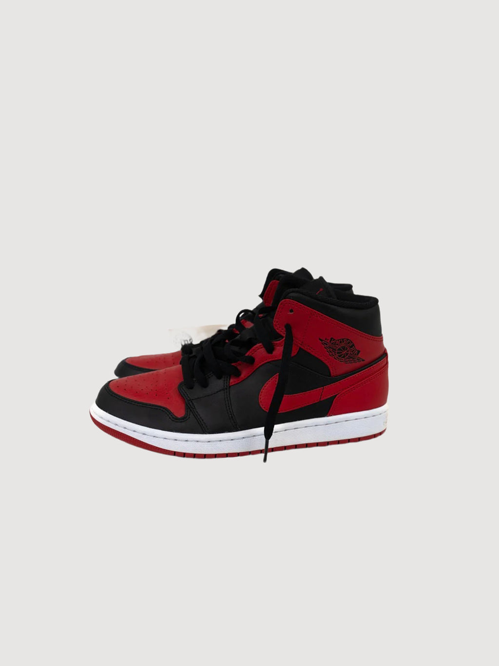 Air Jordan 1 Mid Banned