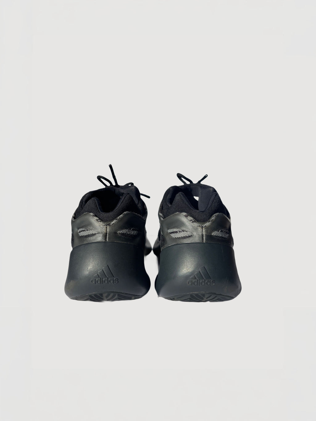 Adidas Yeezy 700 V3 Alvah