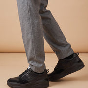 AMI PARIS Thick Sole Low Trainers aan de voet