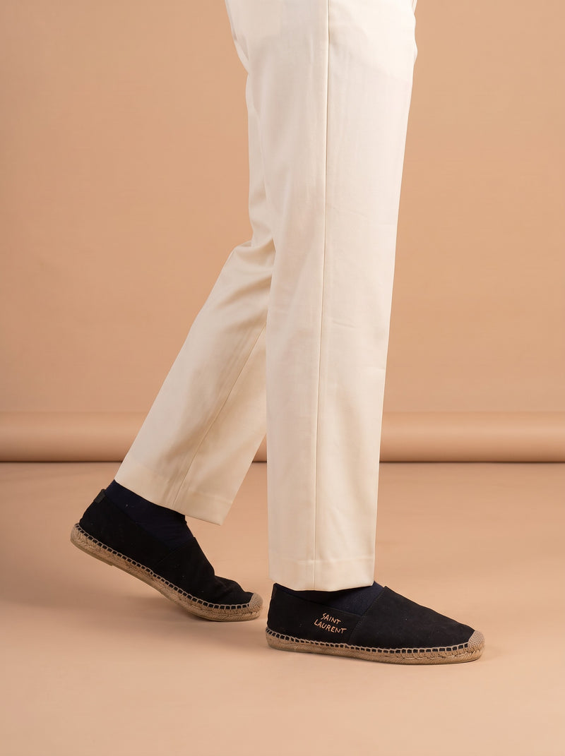 Saint Laurent logo-embroidered espadrilles aan de voet