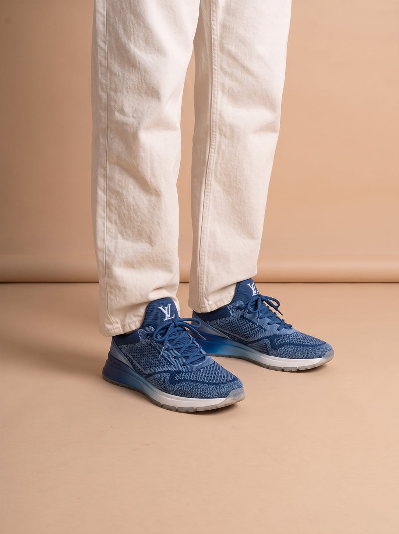 Louis Vuitton V.N.R Trainers aan de voet