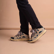 Lanvin Curb Sneaker Sail Turquoise Purple aan de voet