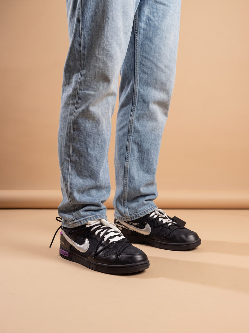 Nike x Off-White Dunk Low Lot 50 aan de voet