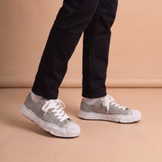 Maison Mihara Yasuhiro Hank OG Sole Canvas Low Grey aan de voet