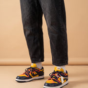 Nike x Off-White Dunk Low University Gold aan de voet