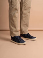 DBB1 Leather & Suede Sneaker aan de voet