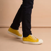 Rick Owens Baskets Sneaks Yellow aan de voet