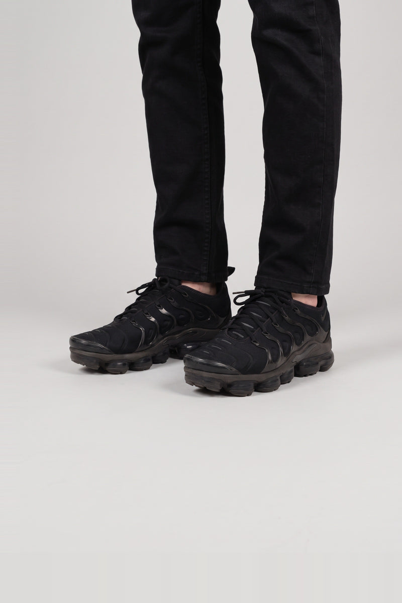 Op model, aan de voet