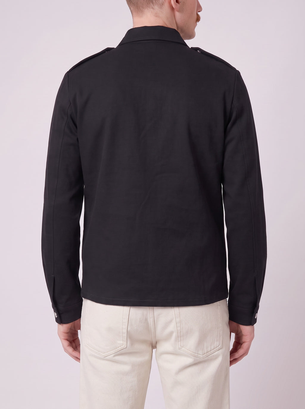 Op model, achterkant