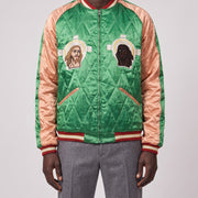 Op model, groene kant, voorkant