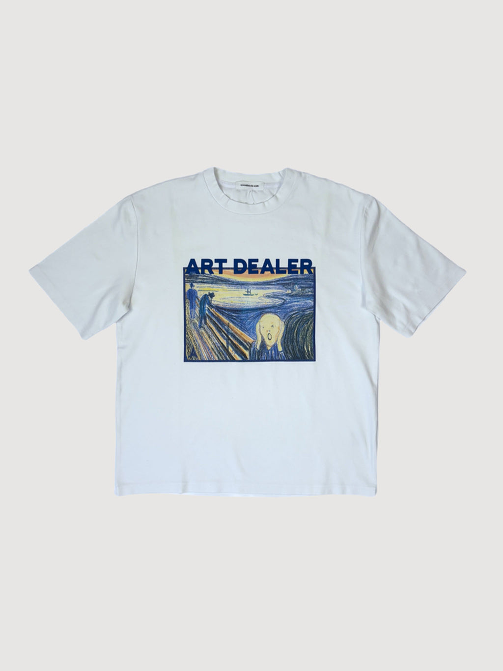 Art Dealer graphic t-shirt