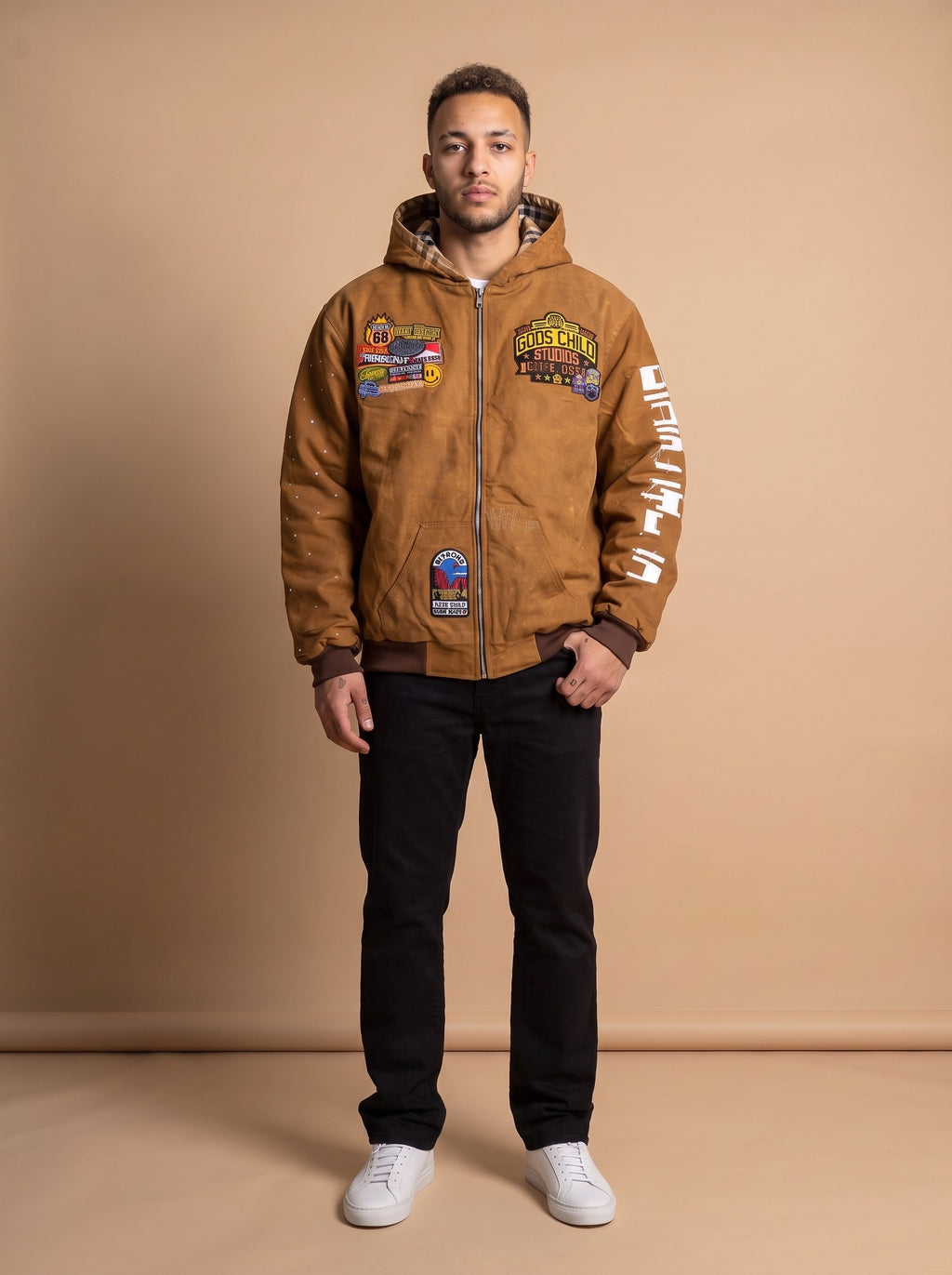 Godschild Studios camel patches Jacket model voorkant