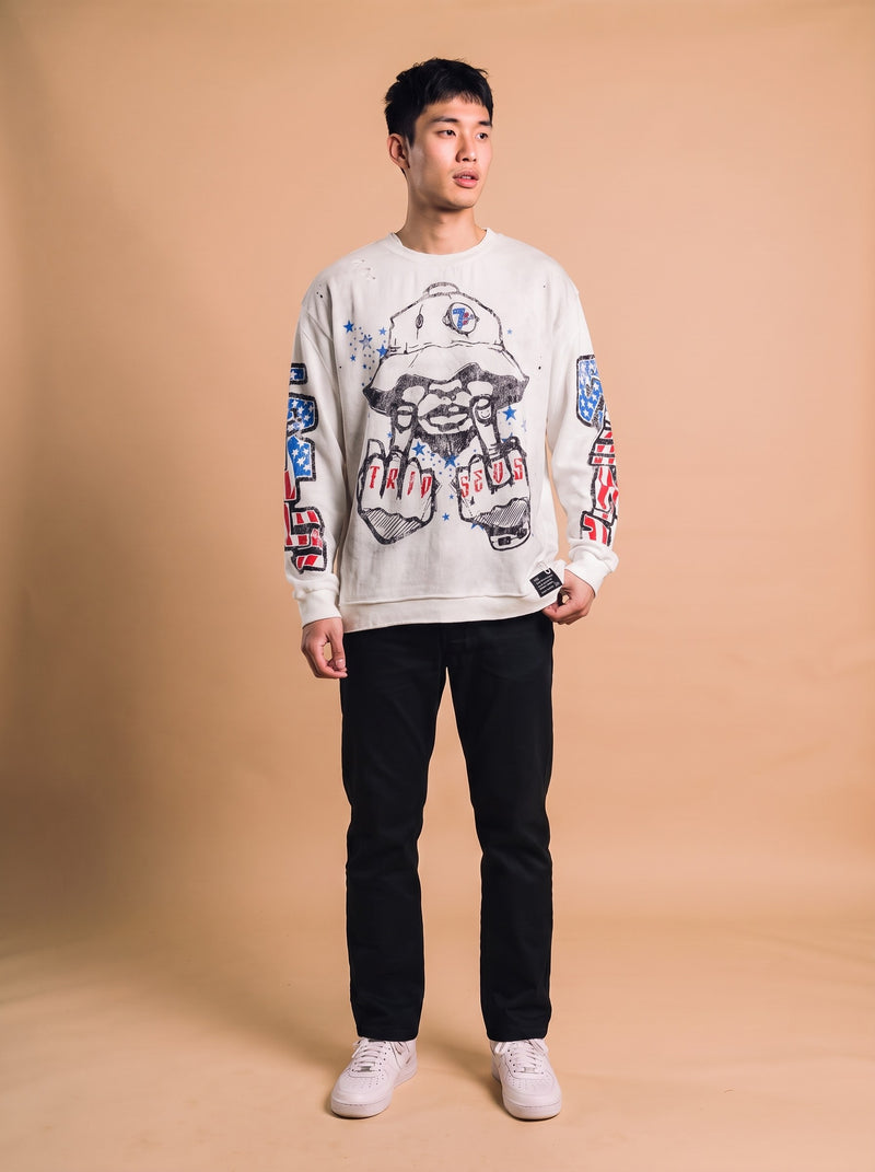 Triple Seven Trade War Longsleeve White model voorkant